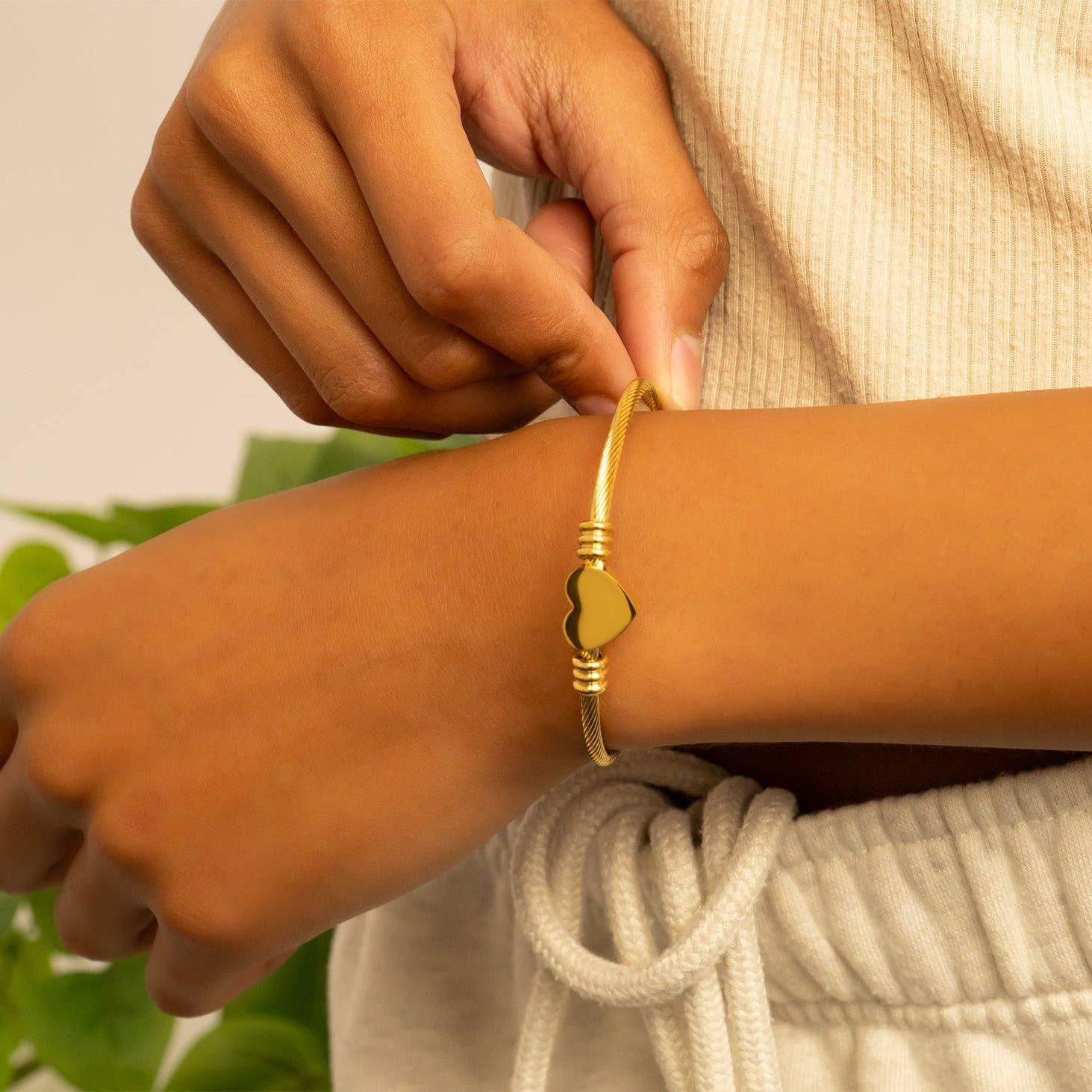 18K Gold PVD Stainless Steel Engravable Heart Cuff Bracelet